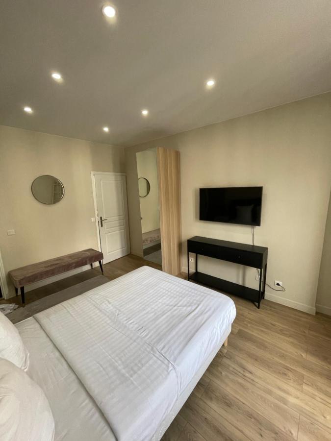 Saint Martin Family Apartment ปารีส ภายนอก รูปภาพ